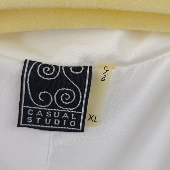 Casual Studio White Ruched Front Button-Up Blazer Jacket XL Lined Shoulder Pads - Picture 3 of 10